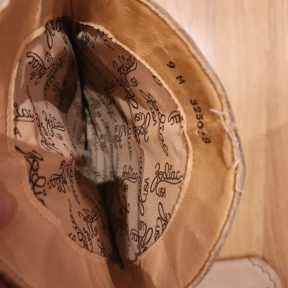 Vintage Zodiak Phoenix Feather Cowgirl Boots. Size 9. Cream Soft Leather - Picture 9 of 10